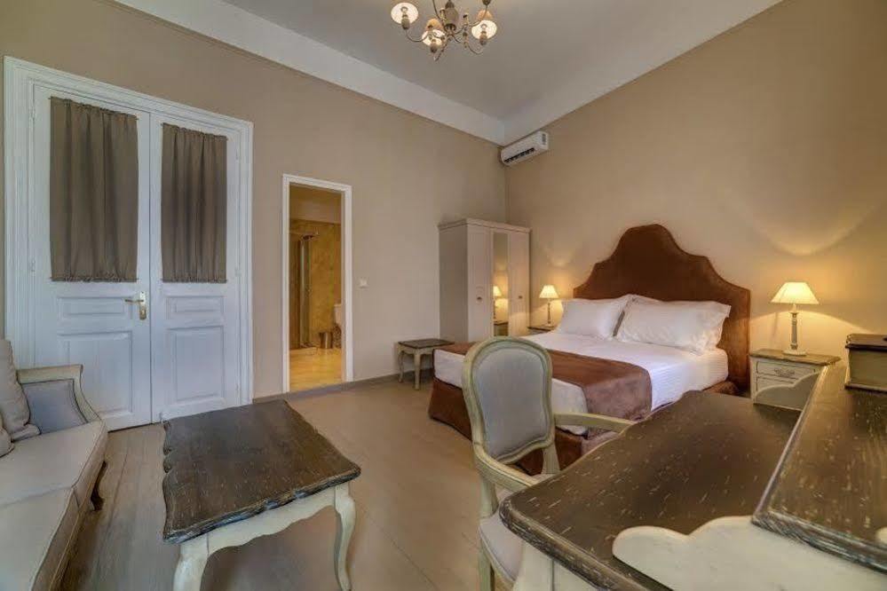 Home & Art Suites Atenas Exterior foto